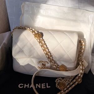 Chanel White Caviar Twist Your Button Flap Bag